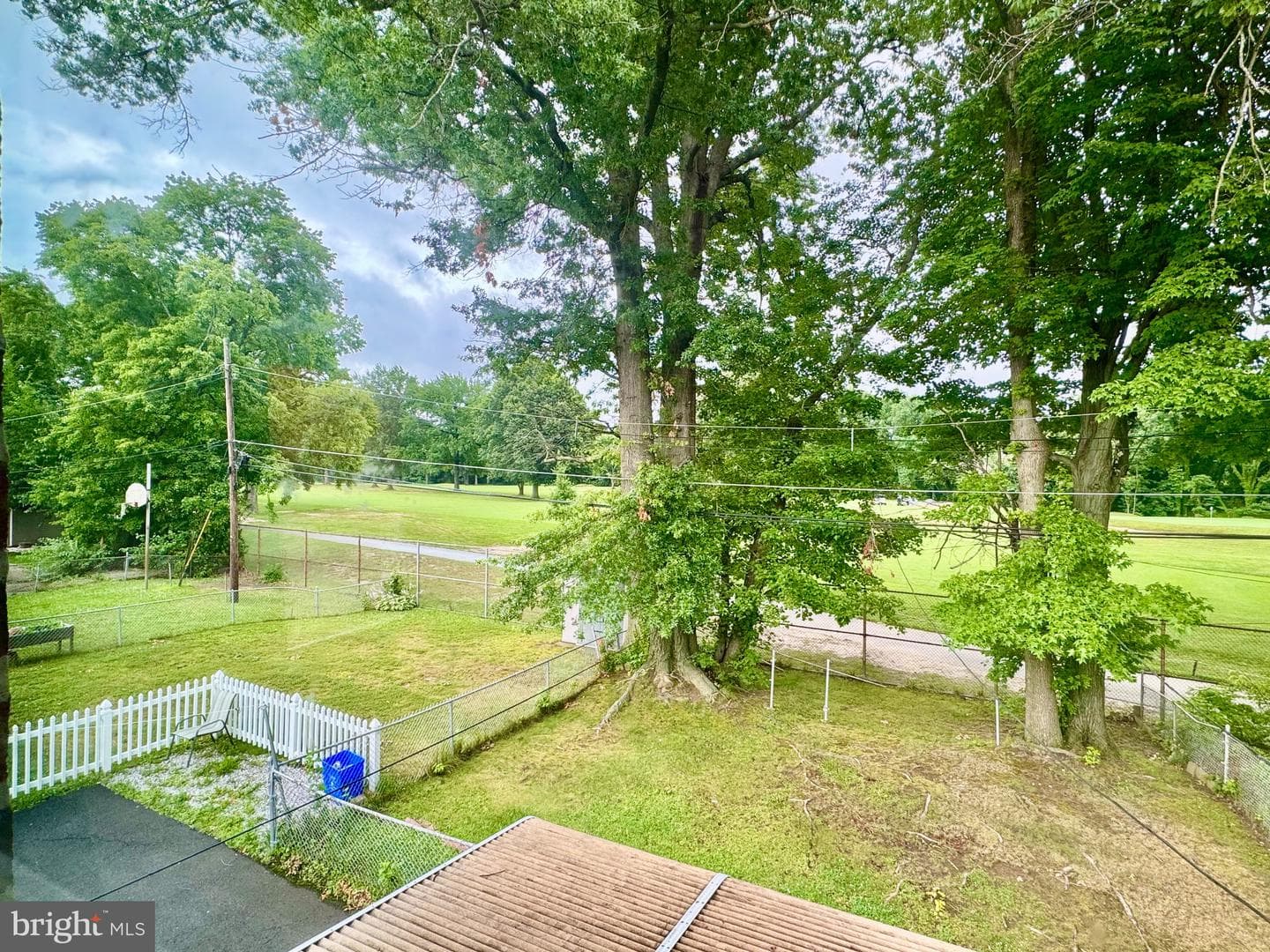 9219 Outlook Avenue photo 32