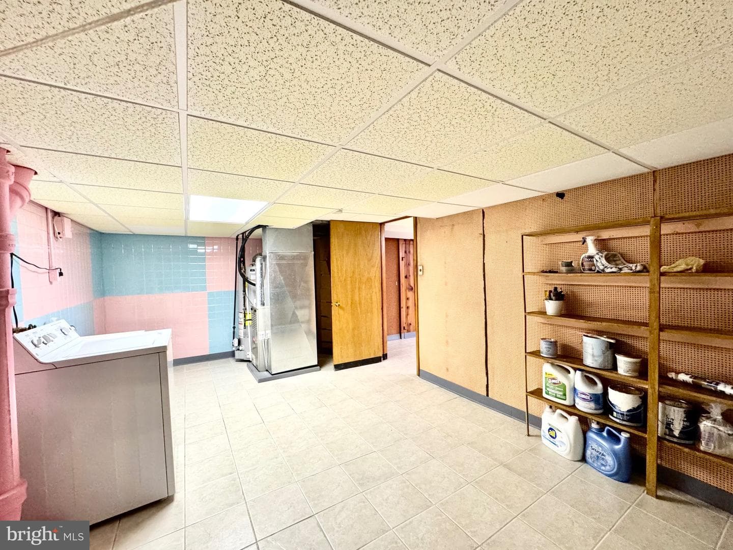 9219 Outlook Avenue photo 40