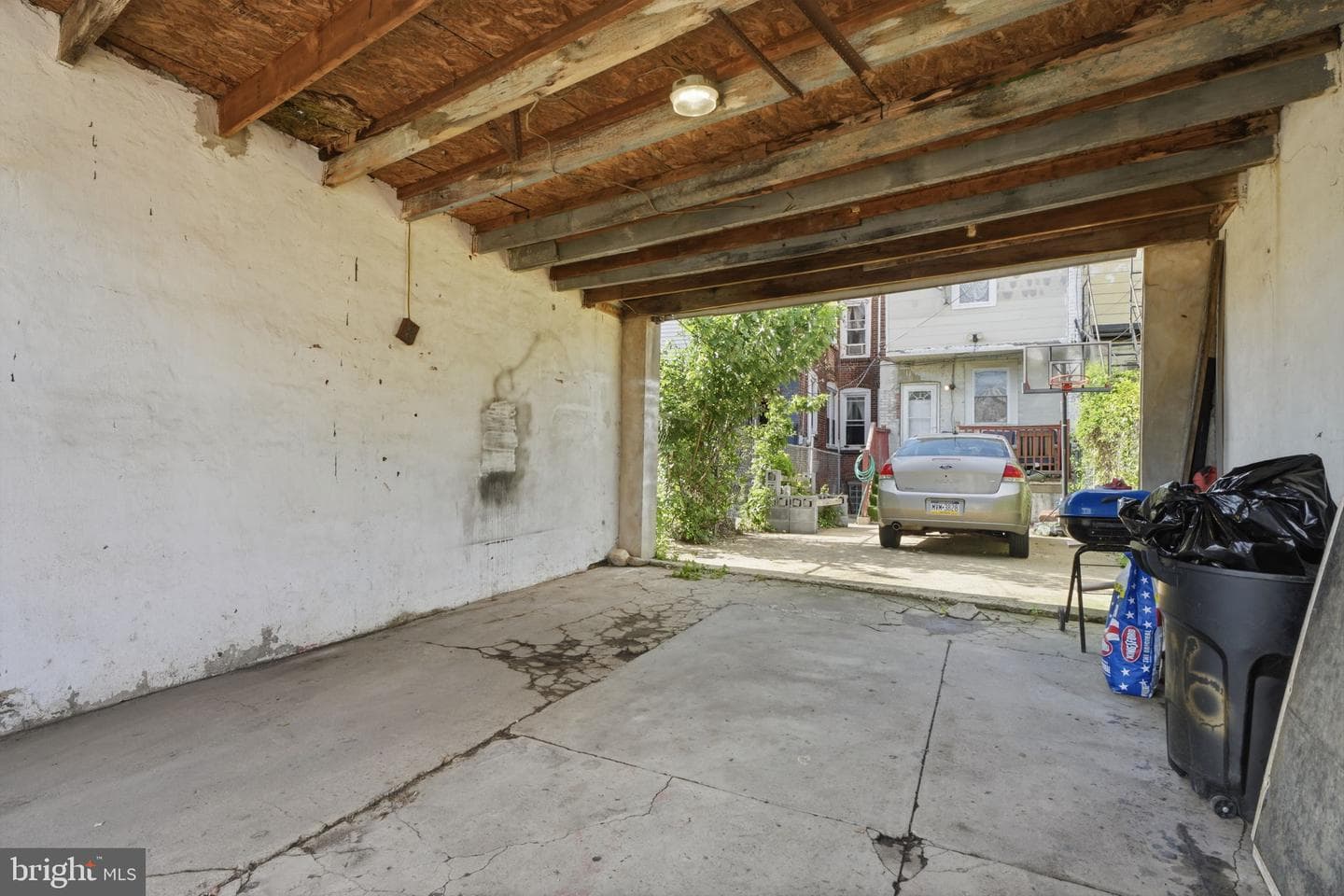 216 E Roosevelt Boulevard photo 36
