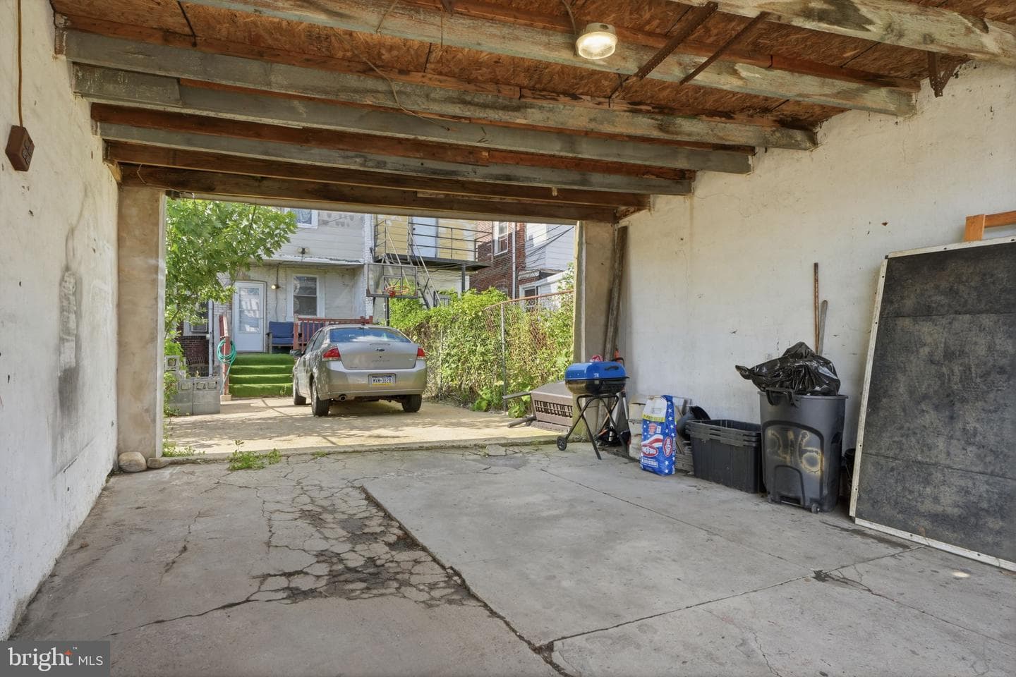 216 E Roosevelt Boulevard photo 37