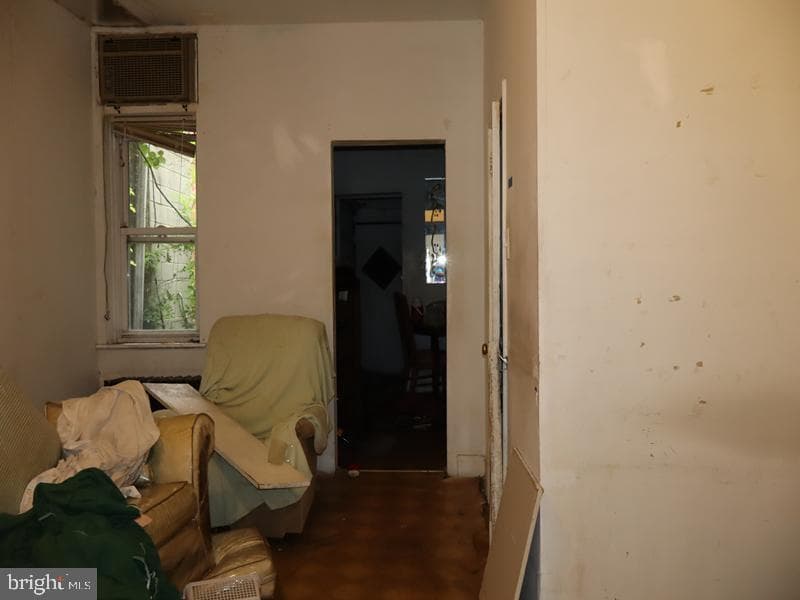 3228 W York Street photo 16
