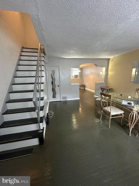 5403 Valley Street photo 4