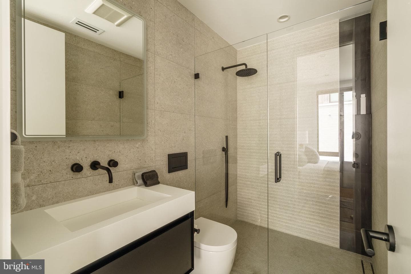 2531 Pine Street photo 17