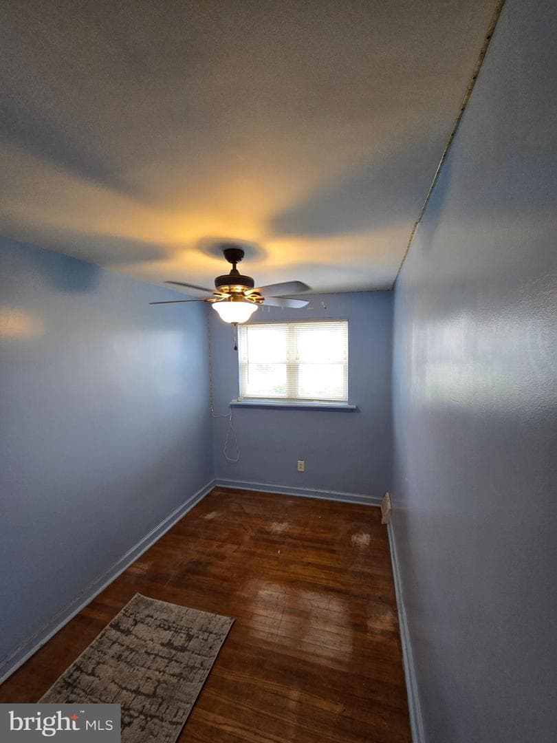 4431 Garden Street photo 11