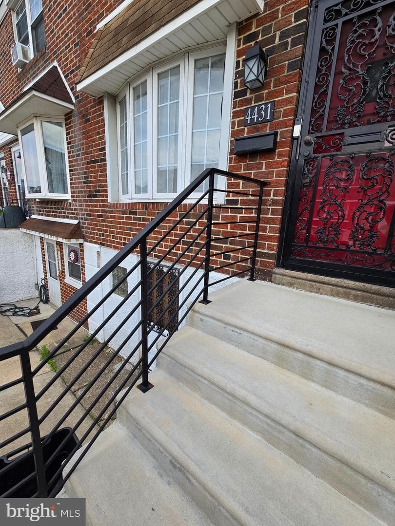 4431 Garden Street photo 23