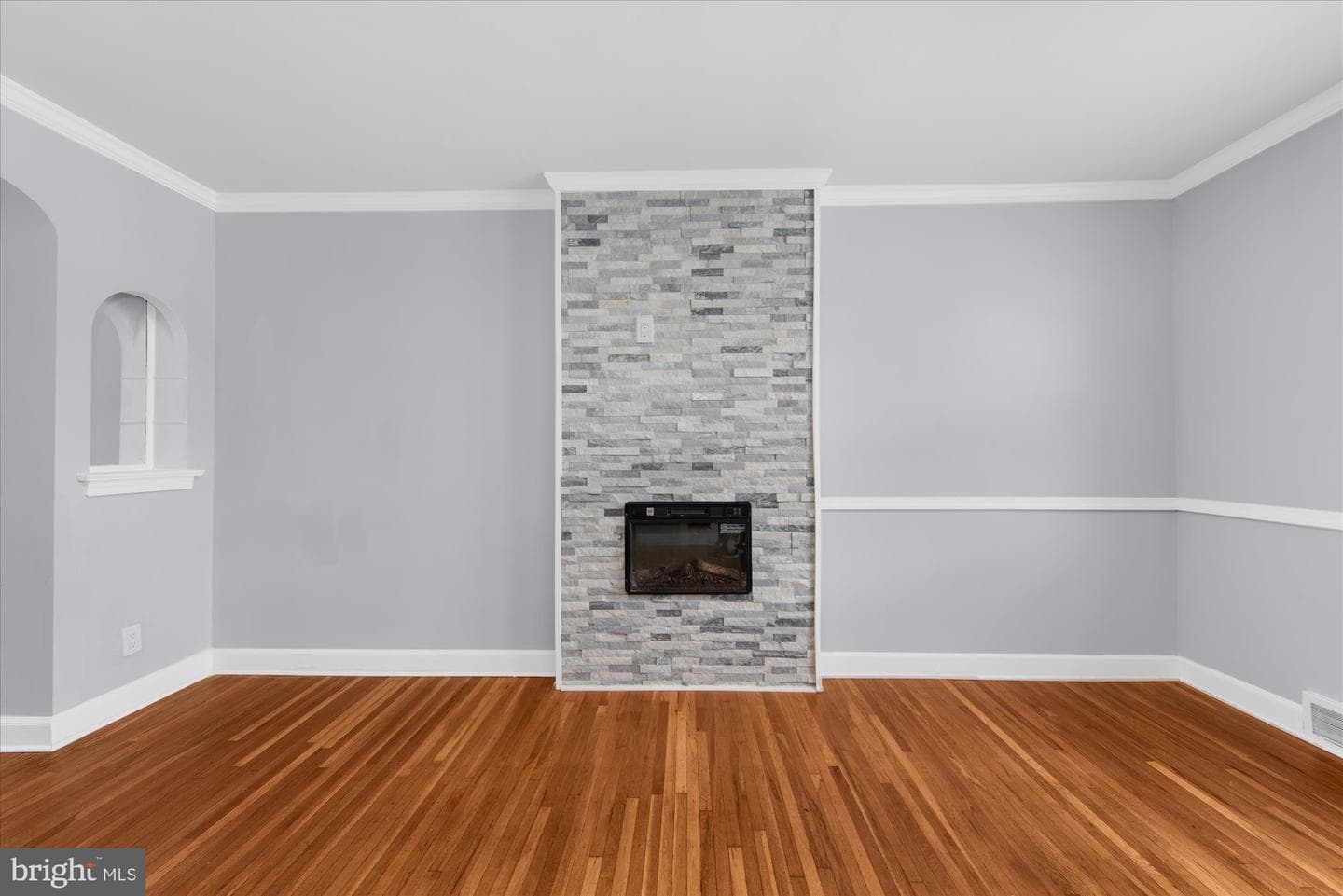 5437 Valley Street photo 6