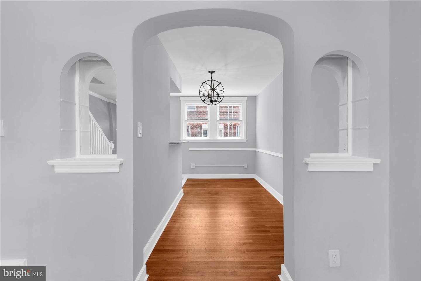 5437 Valley Street photo 8