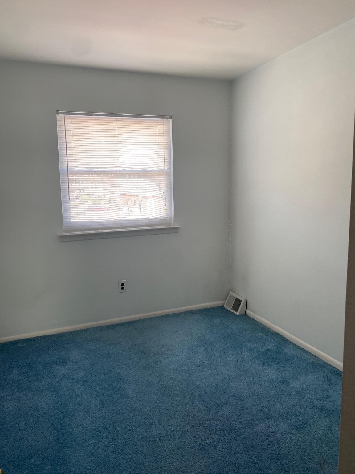 8909 Lewin Place photo 12