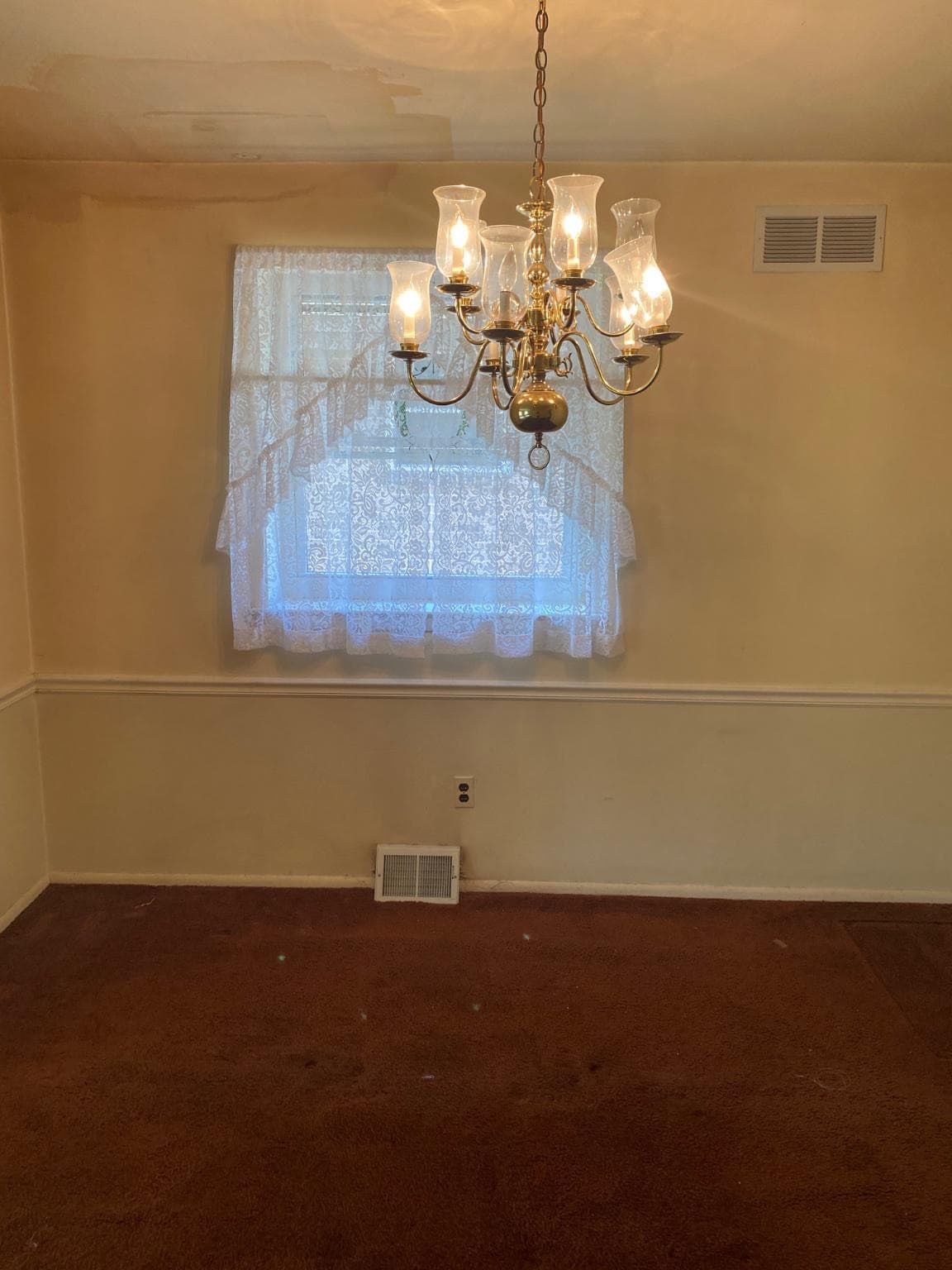 8909 Lewin Place photo 28