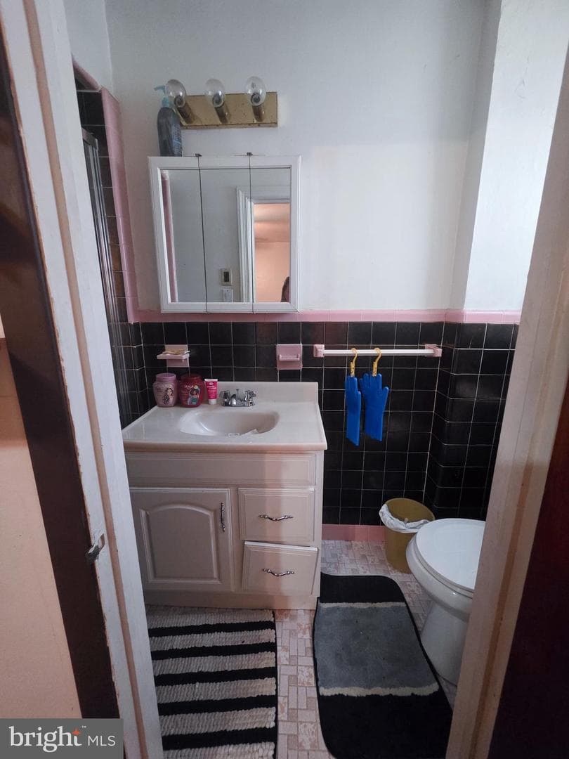1010 Cliveden Street E photo 22