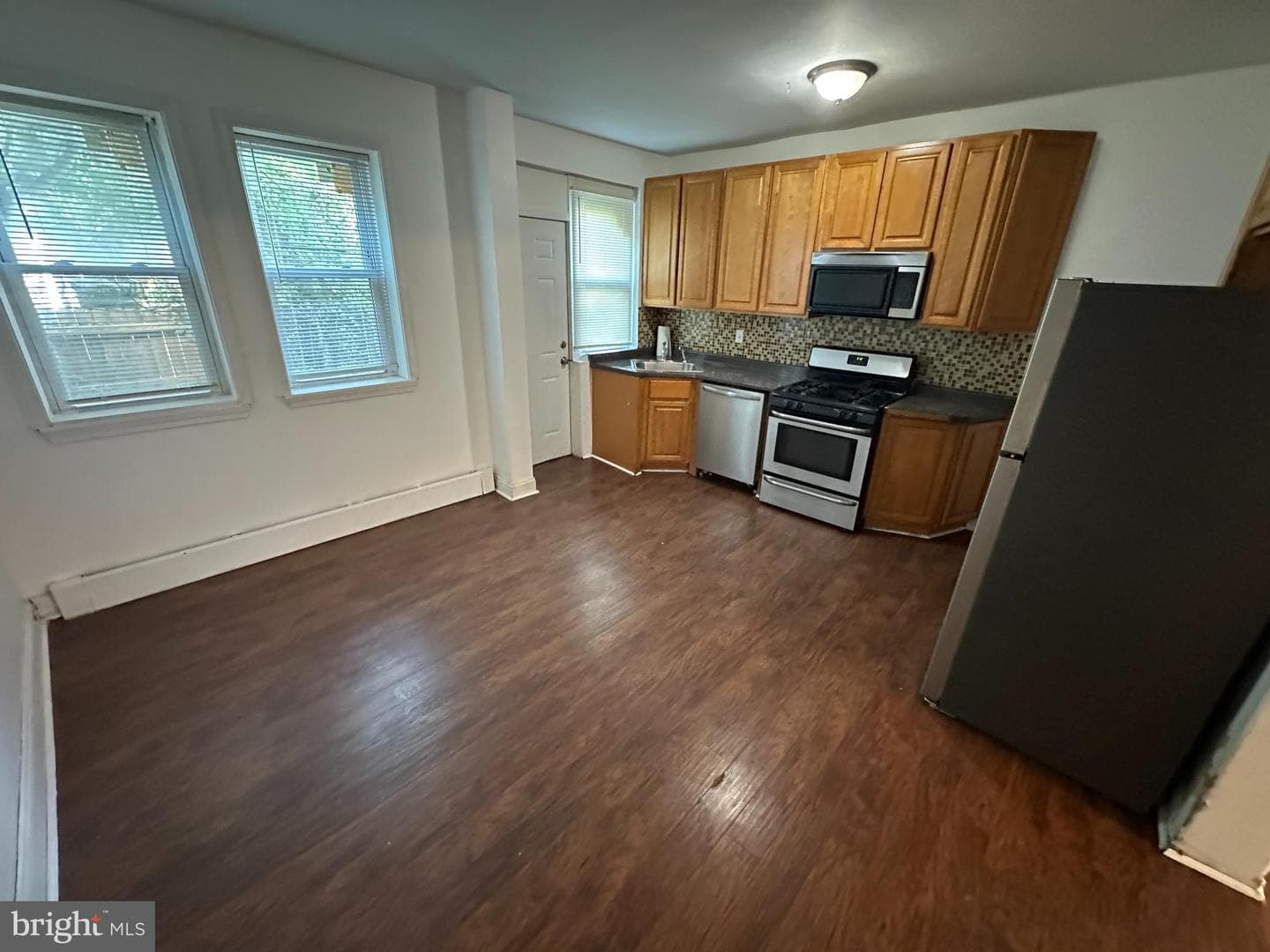 5734 N Lambert Street photo 7