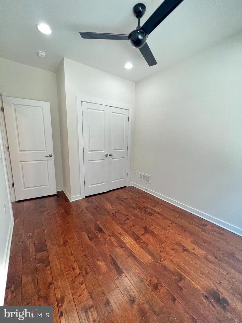 2122 Kensington Walk photo 21