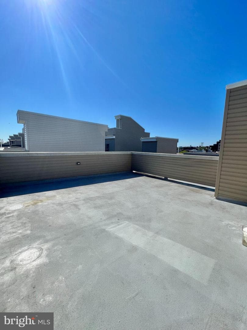 2122 Kensington Walk photo 32