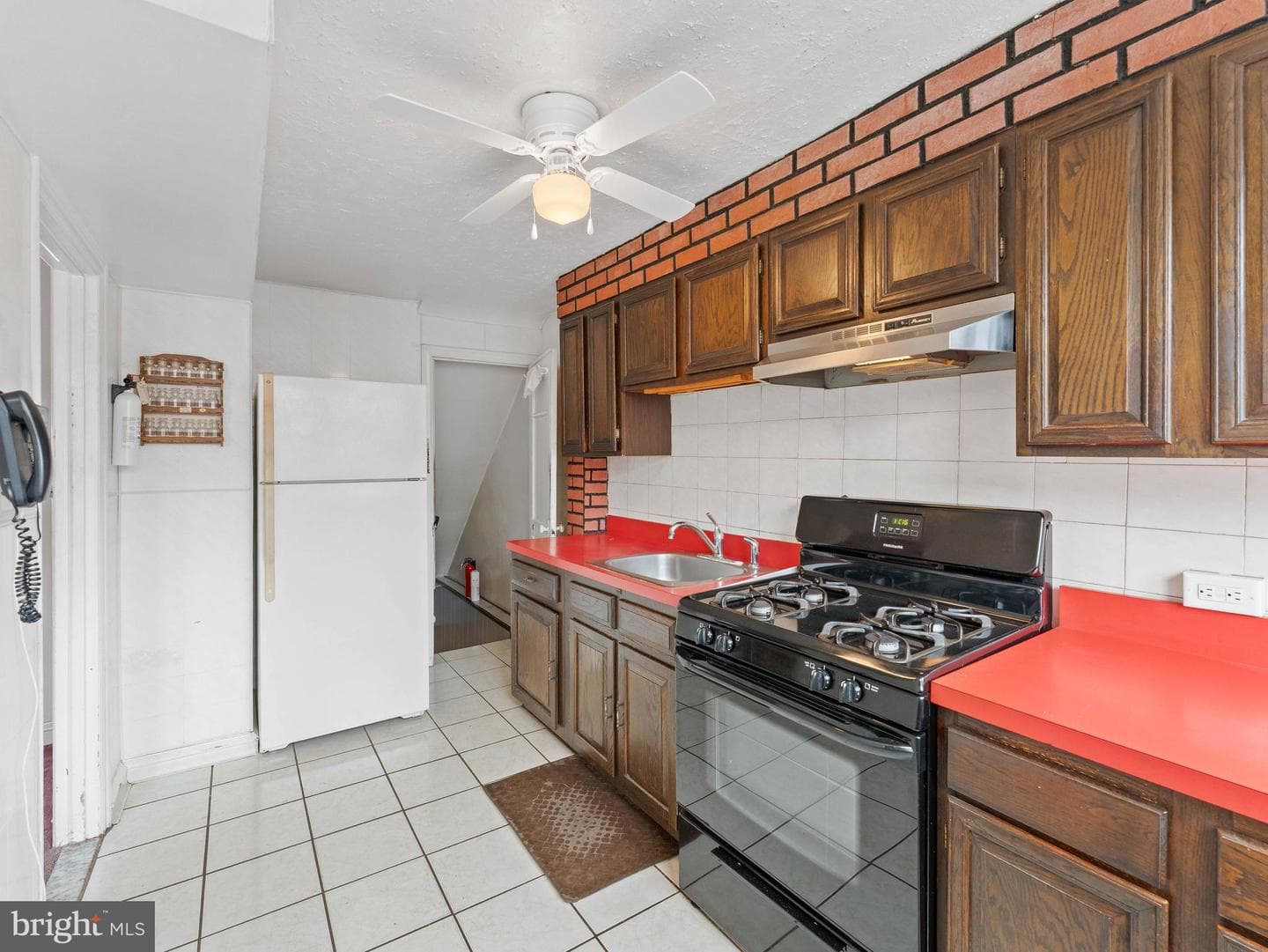 7957 Fayette Street photo 9