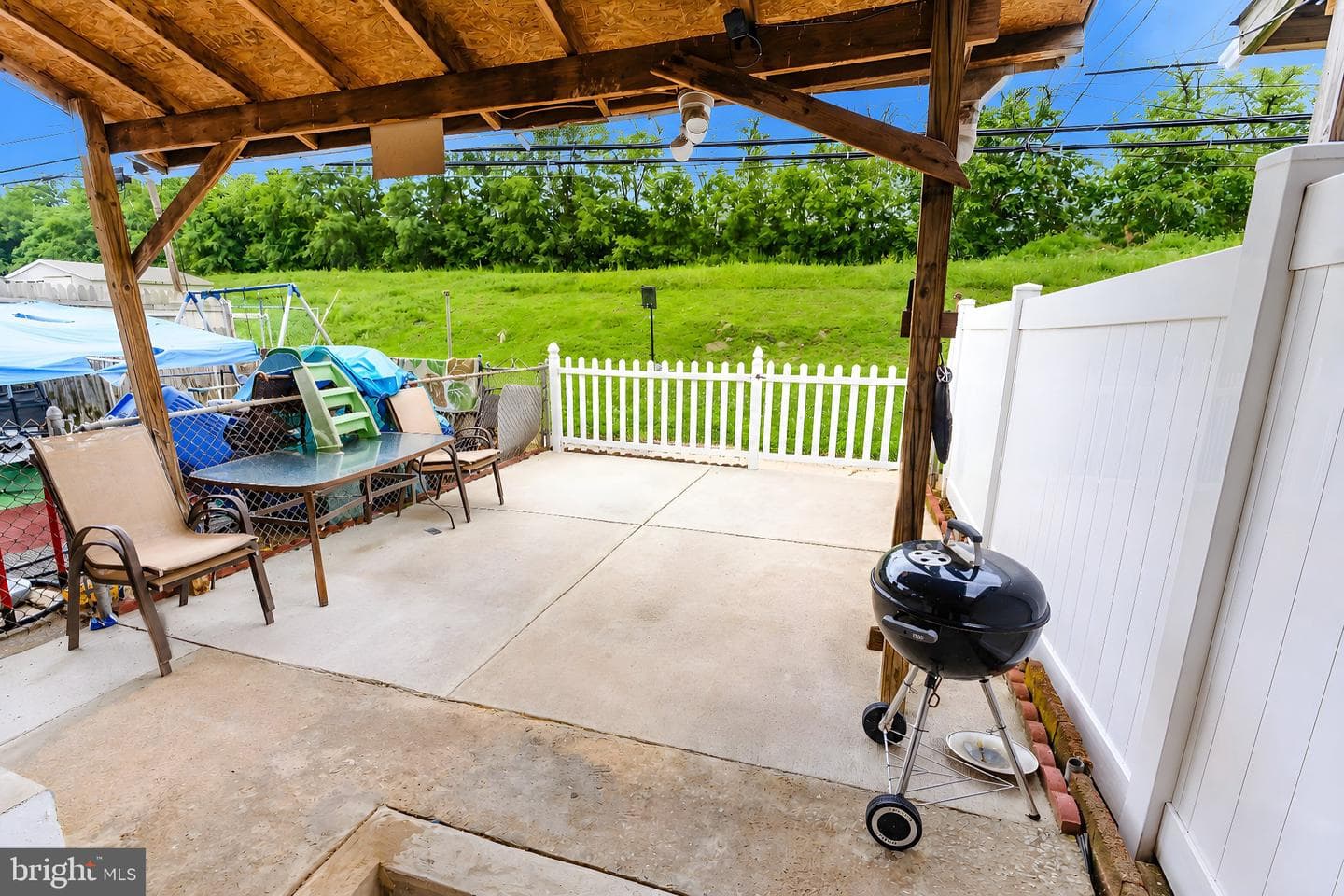 4515 Tampa Street photo 34