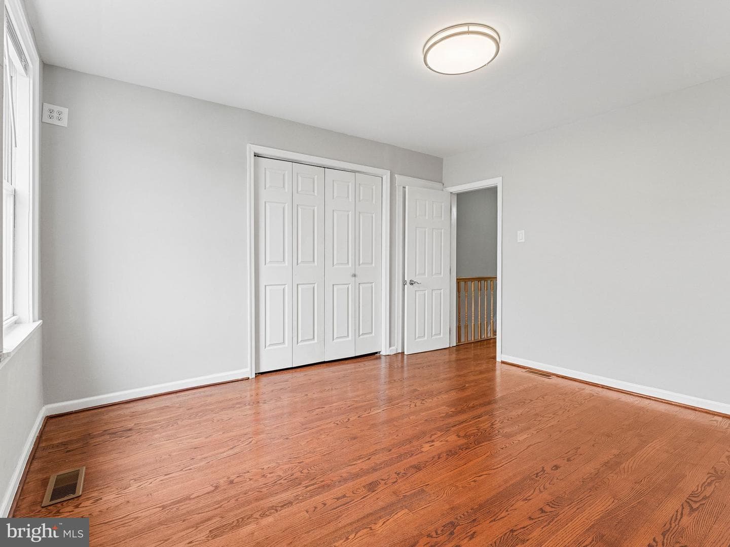 2715 Snyder Avenue photo 21