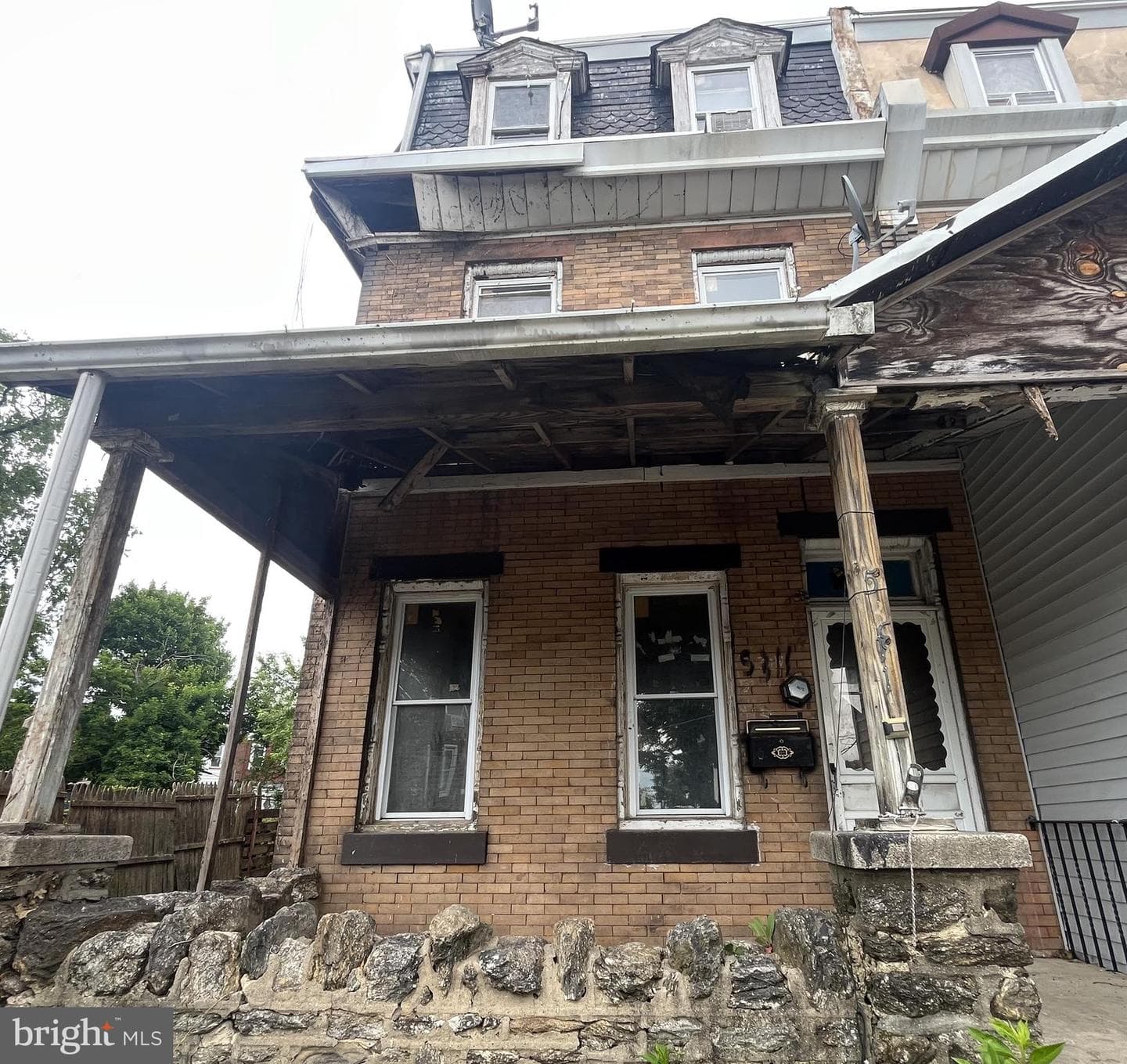 5311 N Howard Street, Philadelphia