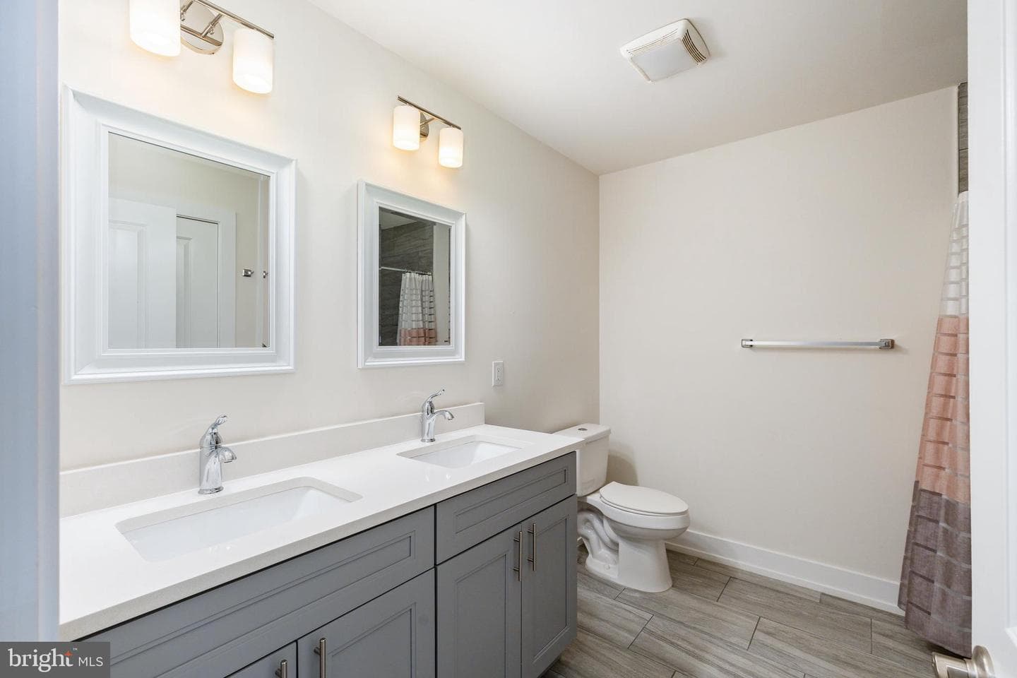 1344 N Hancock Street photo 17