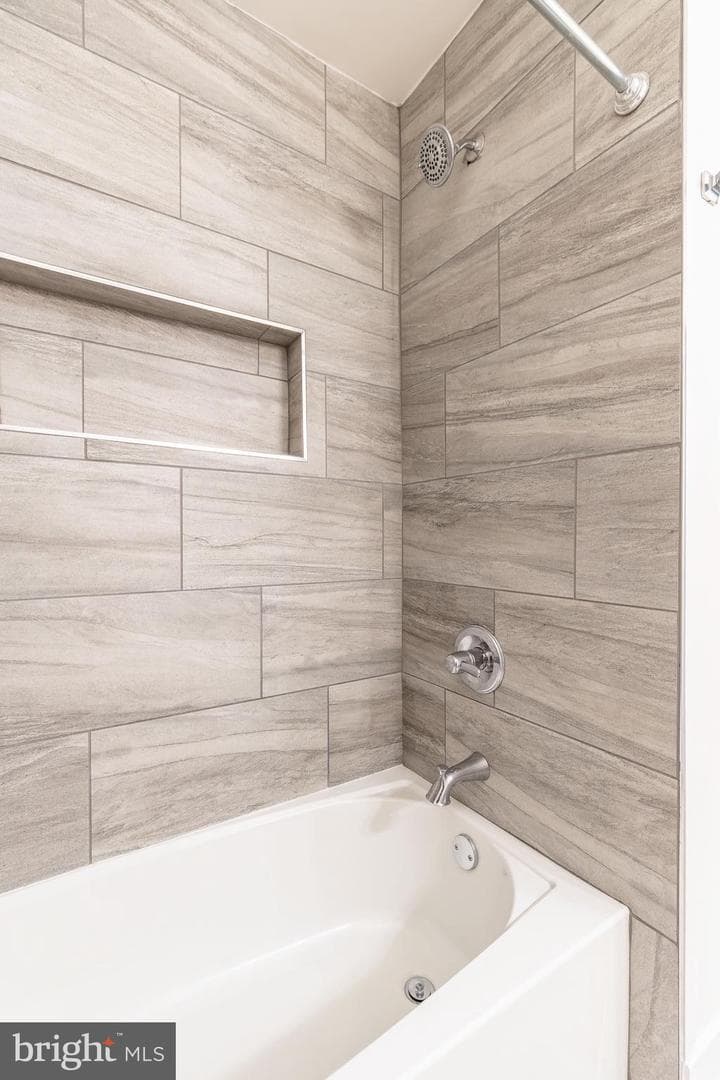 1344 N Hancock Street photo 18