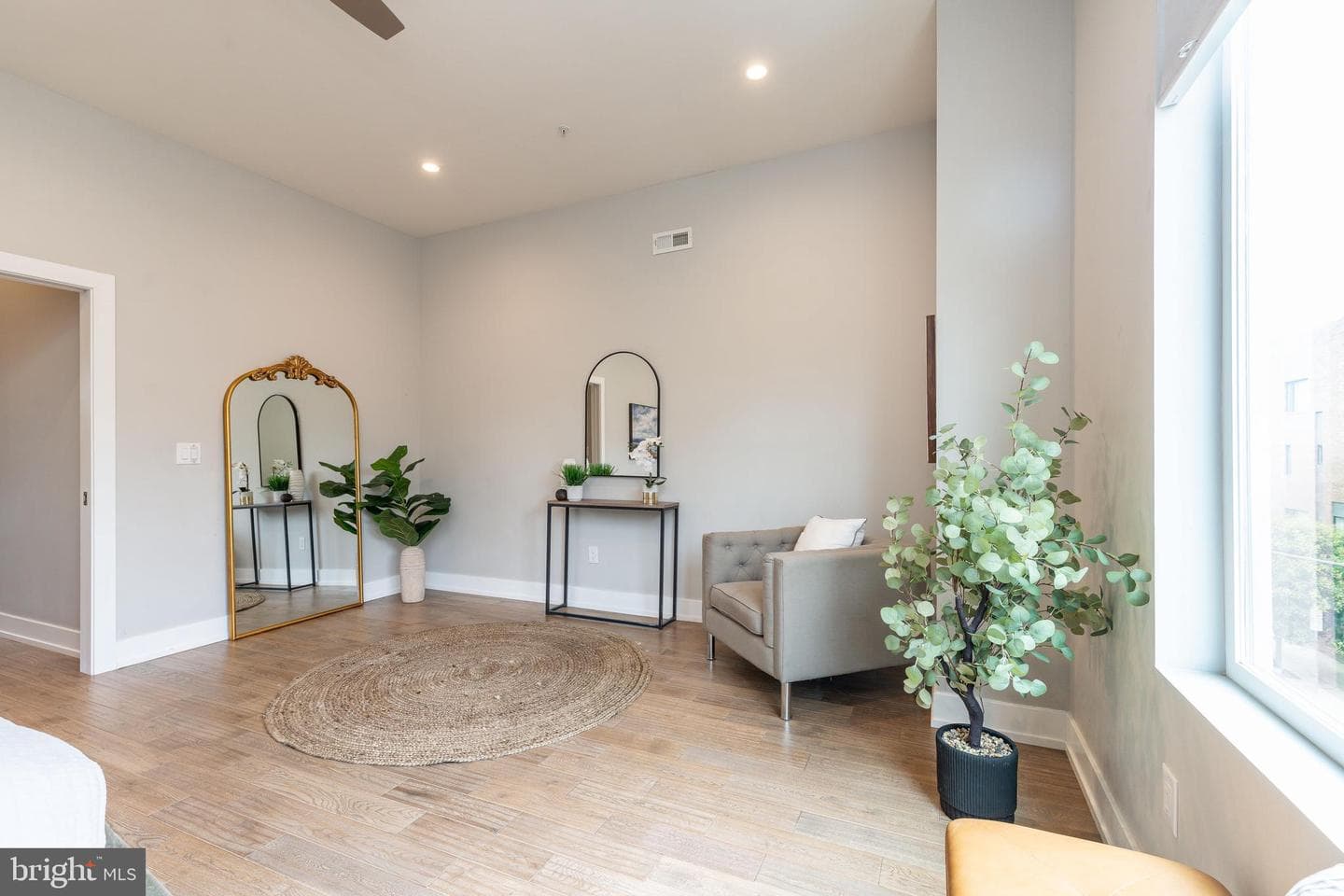 1344 N Hancock Street photo 24