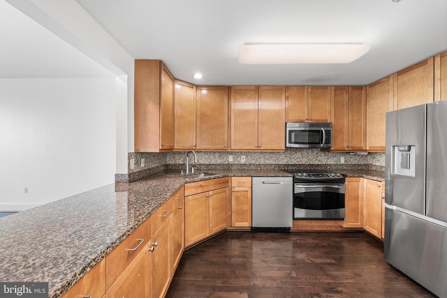 717 S Chris Columbus Boulevard #709 photo 16