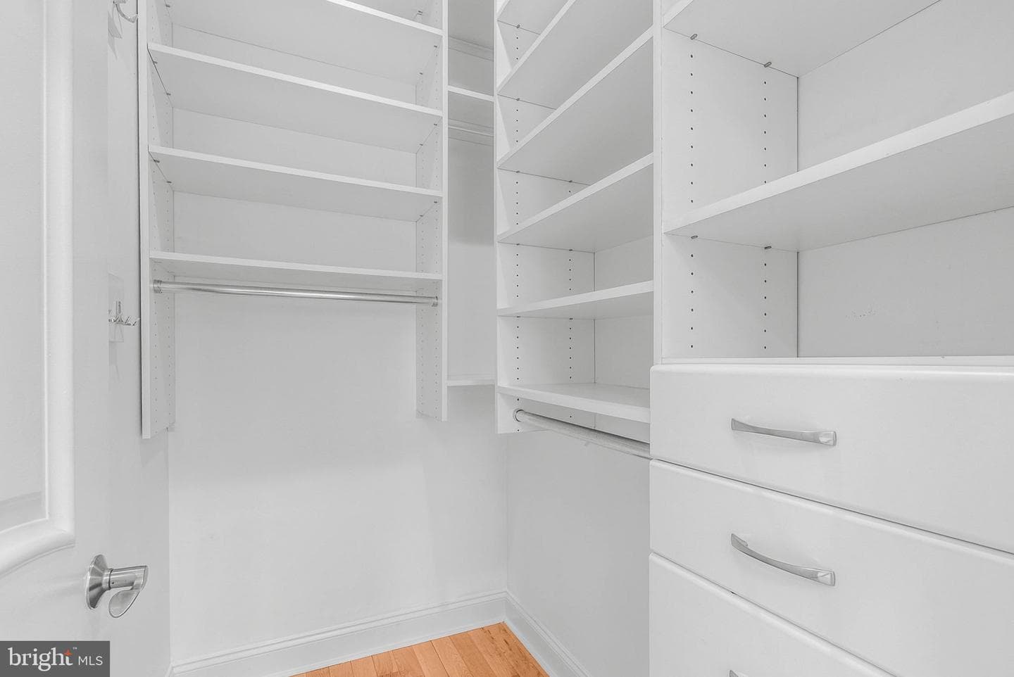 226 W Wildey Street photo 36