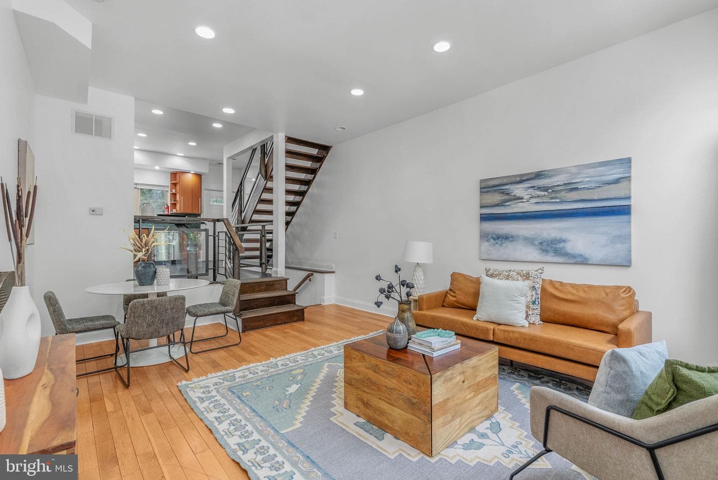 226 W Wildey Street photo 6