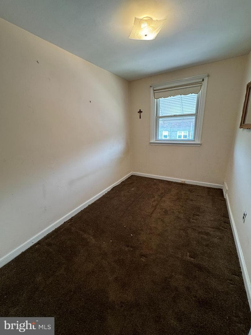 4122 Tyson Avenue photo 16
