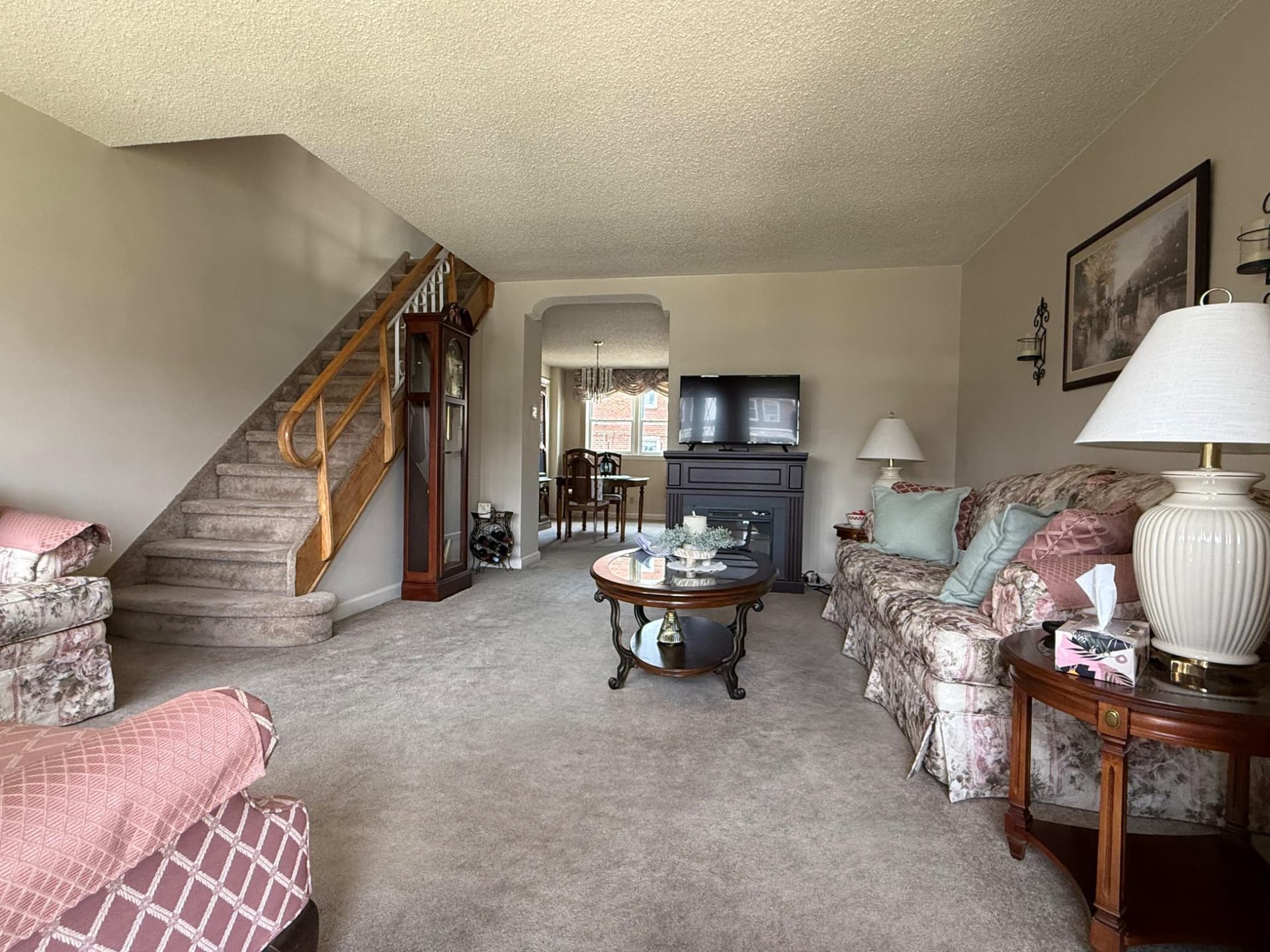 7926 Leonard Street photo 3