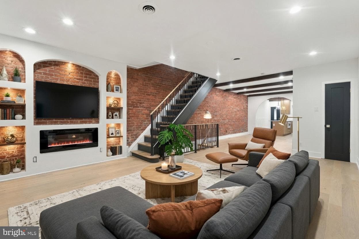 820 Pierce Street photo 3