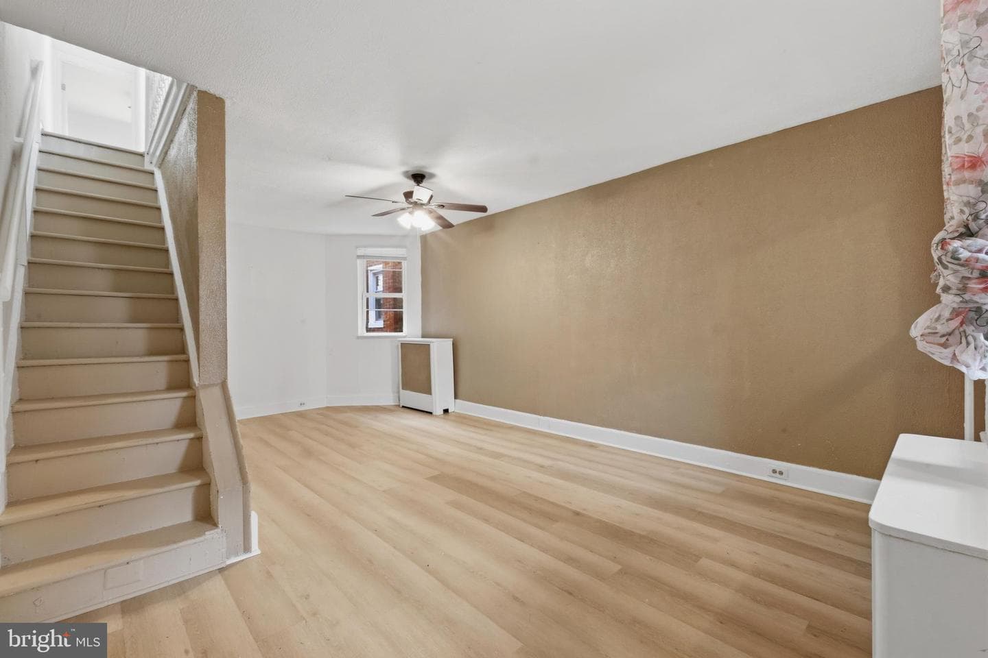425 W Wellens Avenue photo 4
