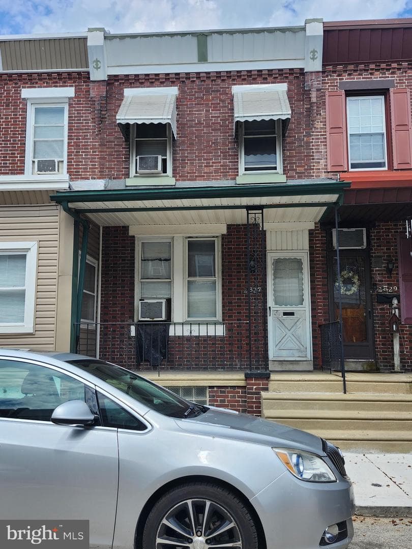 2827 Plum Street, Philadelphia