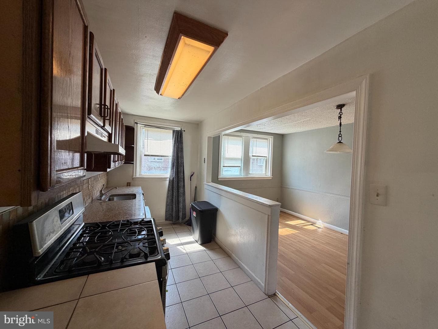 6741 Horrocks Street photo 5