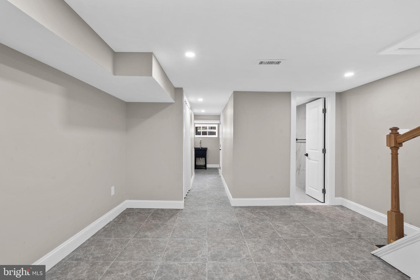 1515 N Edgewood Street photo 32