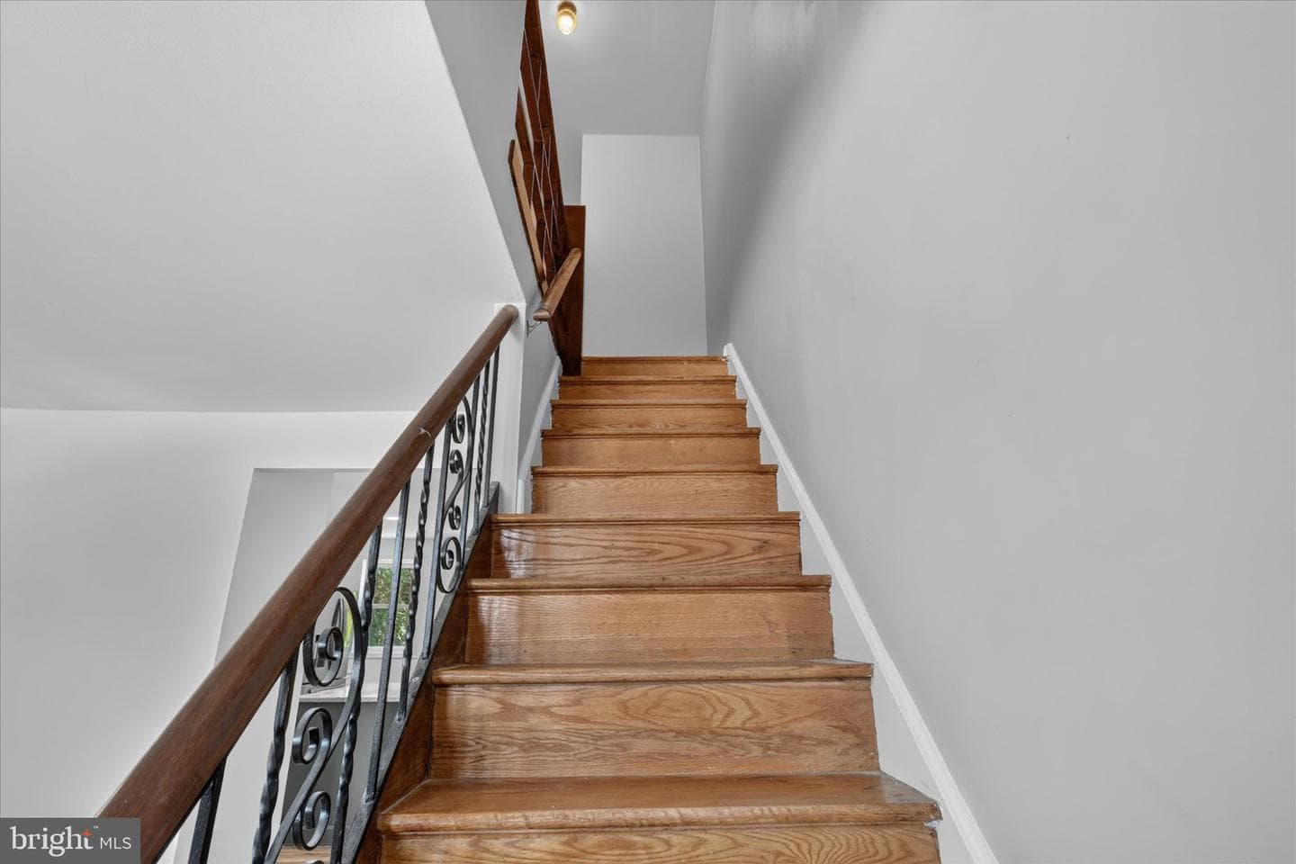 205 Napfle Avenue photo 12