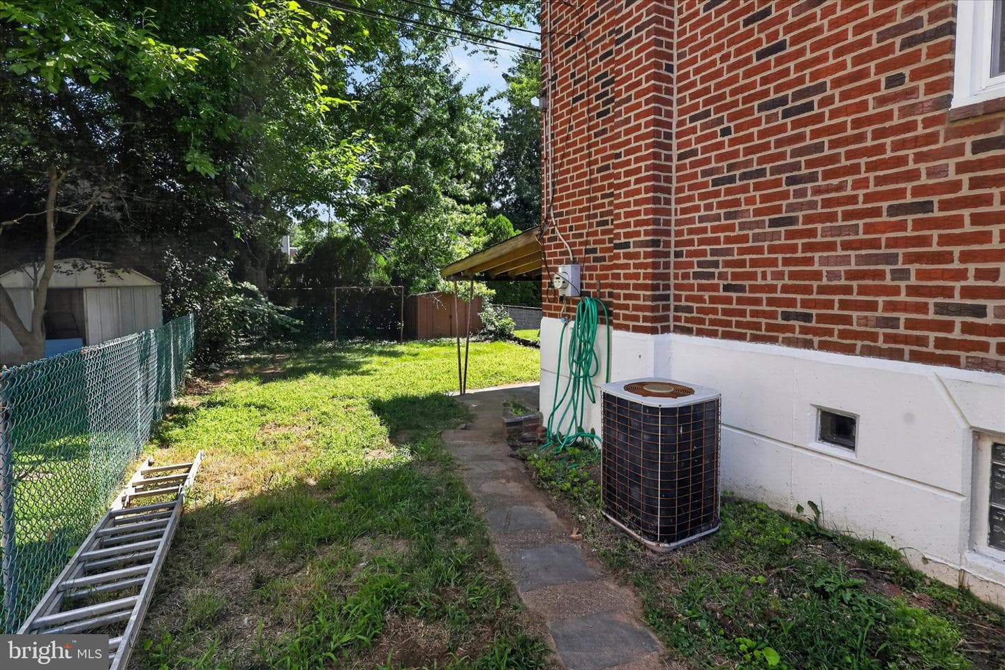 205 Napfle Avenue photo 37