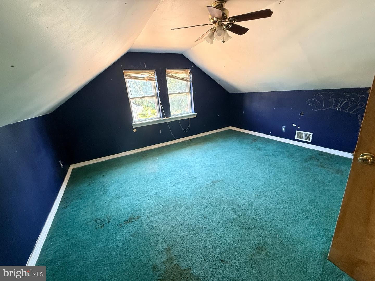 7600 Rising Sun Avenue photo 3