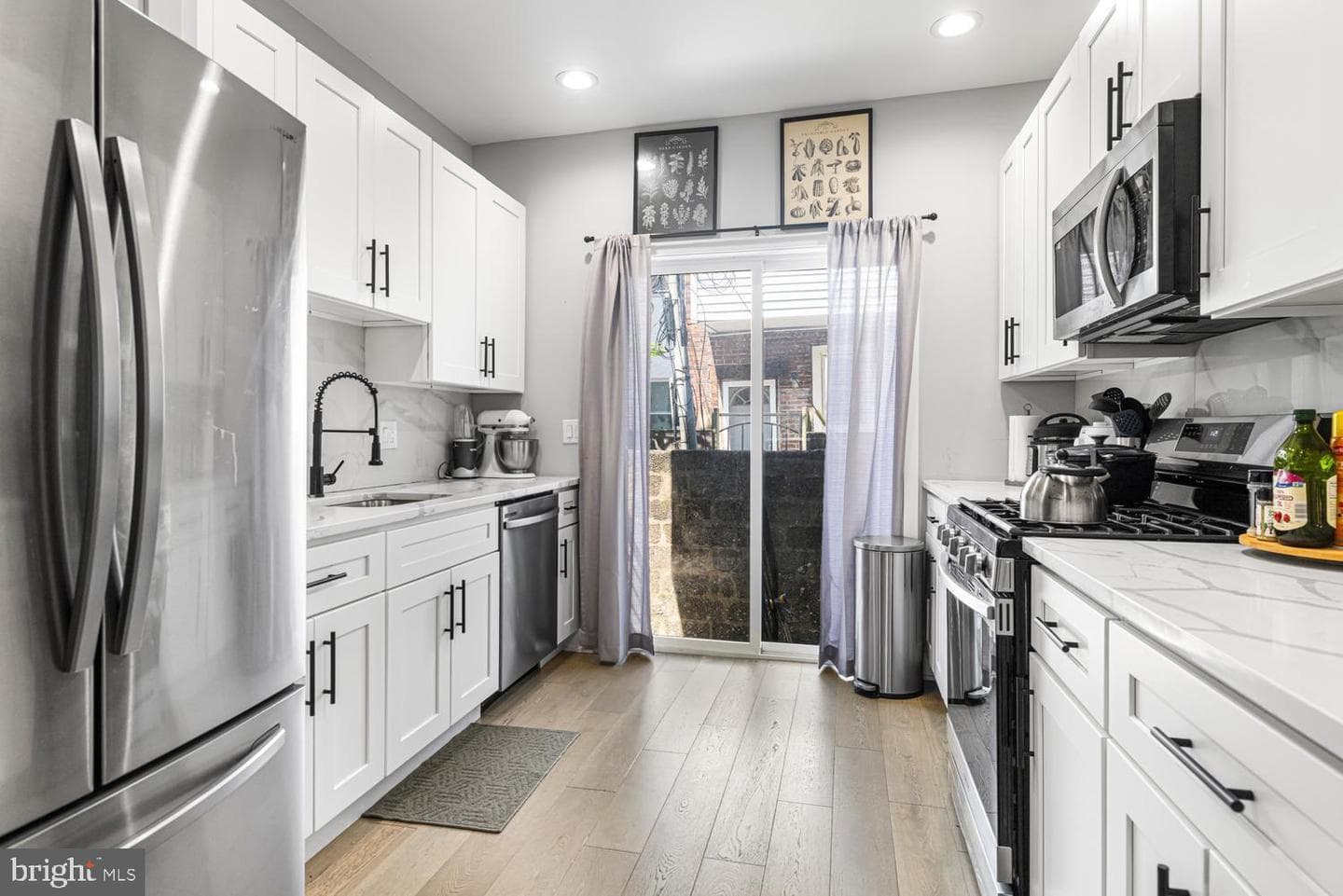 2502 S Philip Street photo 10