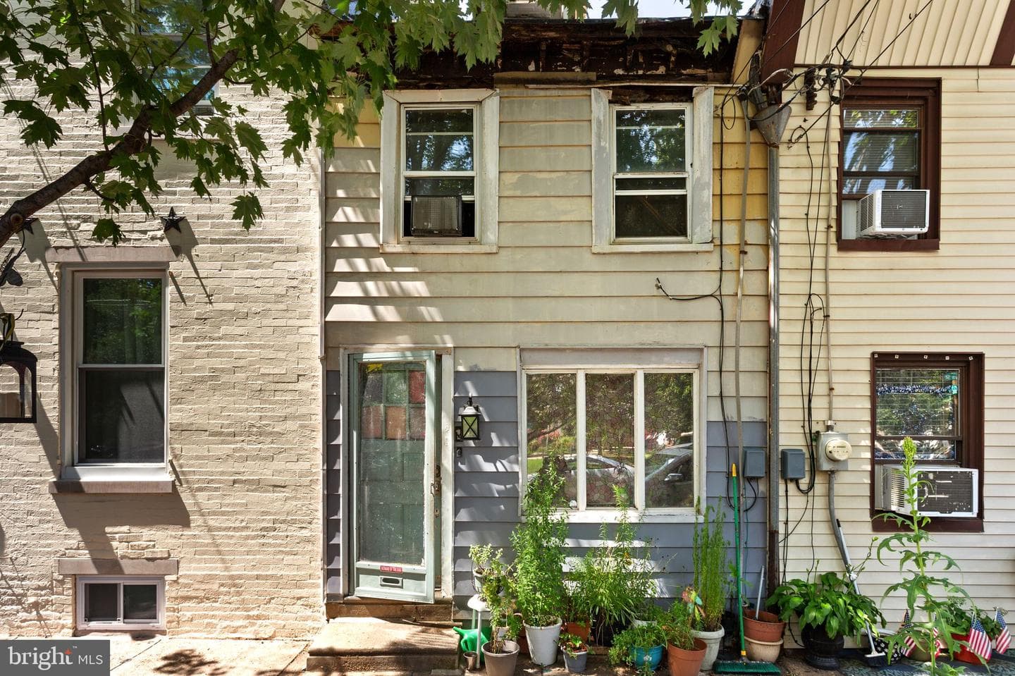 2234 Sepviva Street