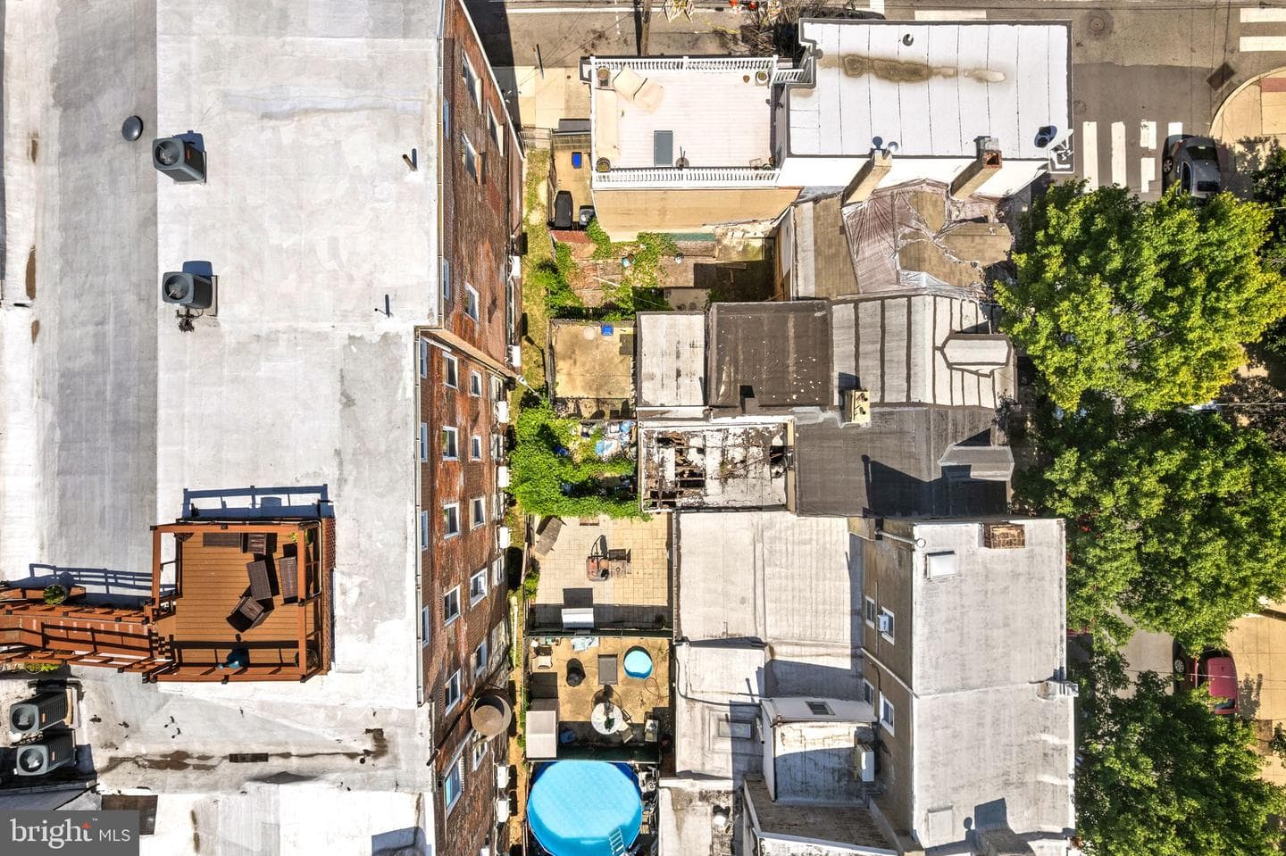 2234 Sepviva Street photo 3