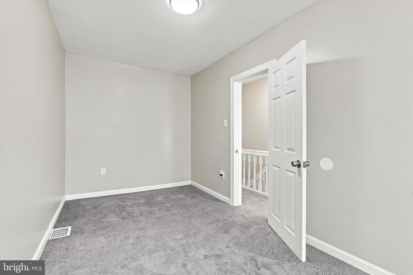 3332 Malta Street photo 15