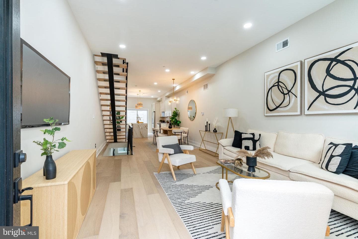 1437 S 8th Street photo 10