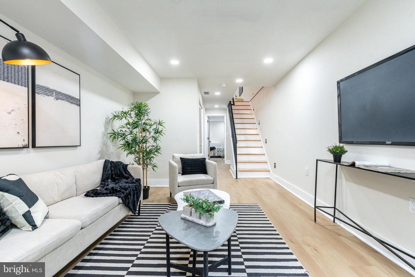 1437 S 8th Street photo 27