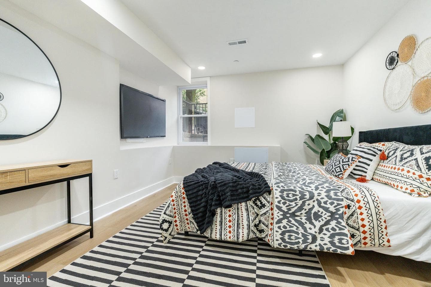 1437 S 8th Street photo 29