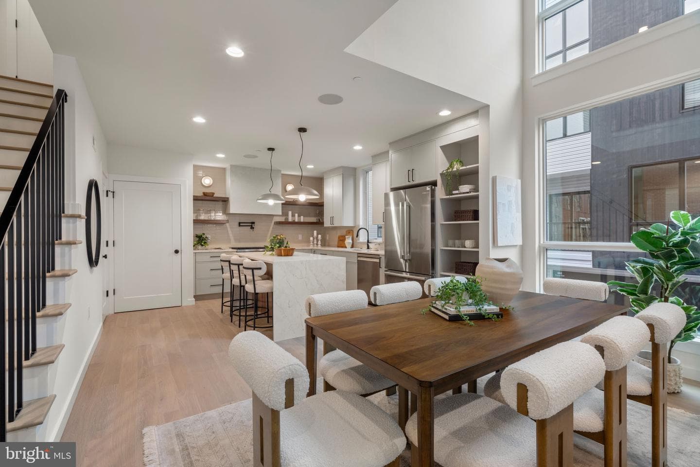 966 N 6th Street, Philadelphia