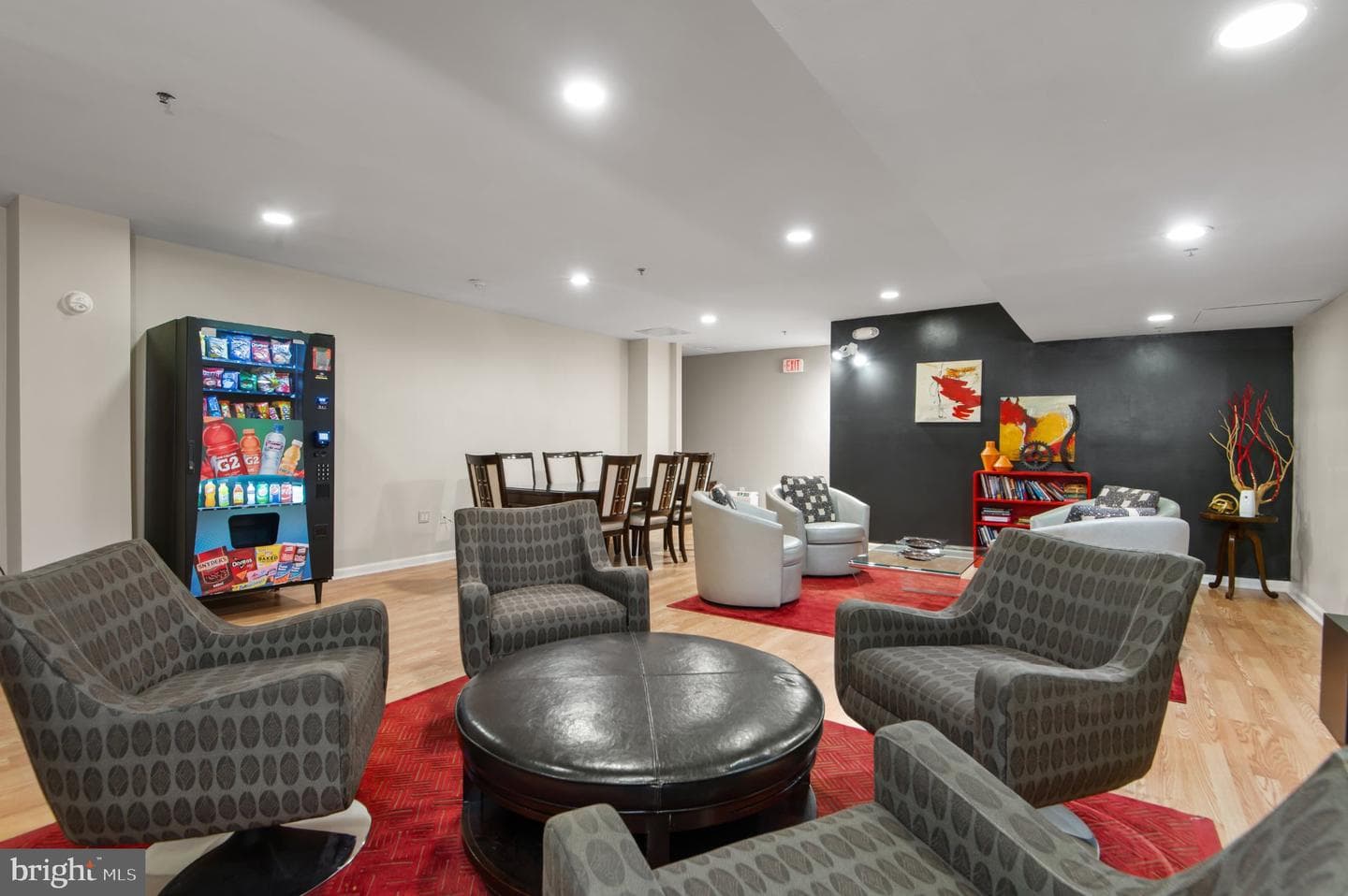 1324 Locust Street #407 photo 26