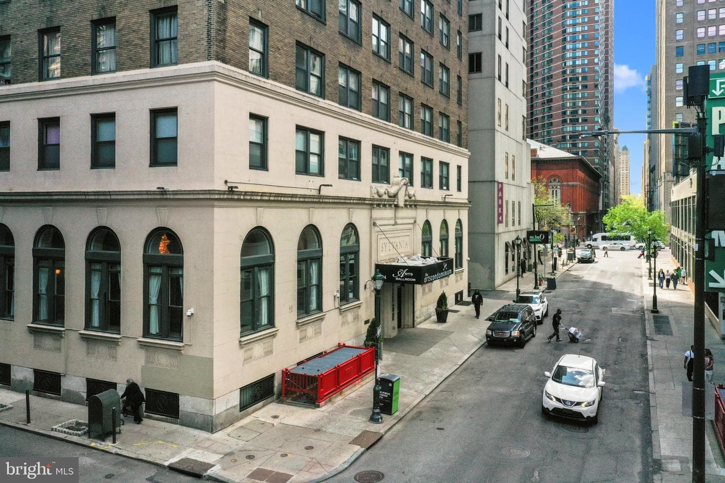 1324 Locust Street #407 photo 3