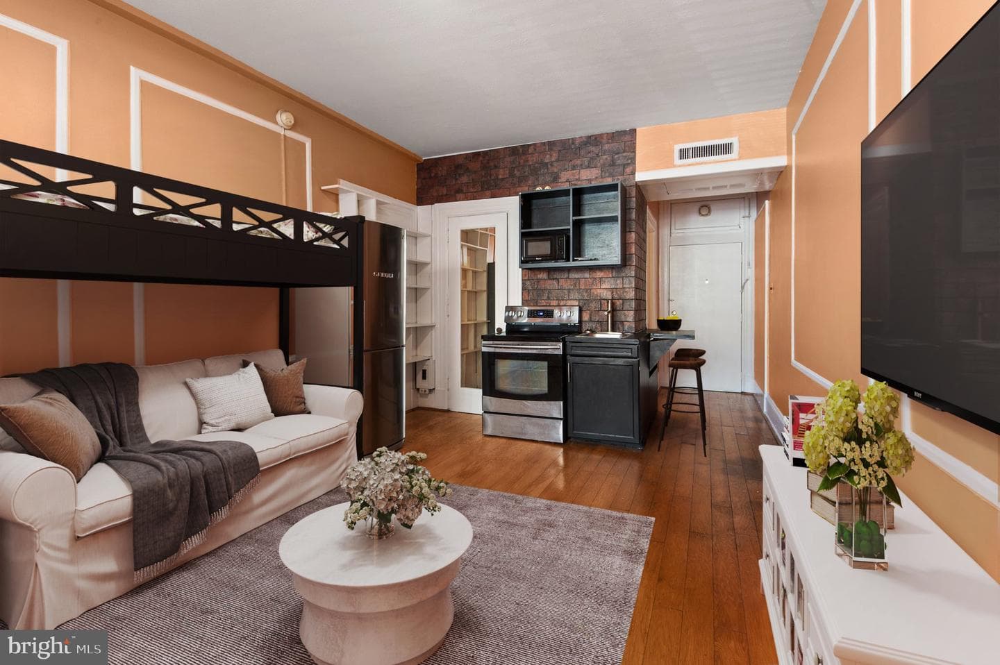 1324 Locust Street #407 photo 7