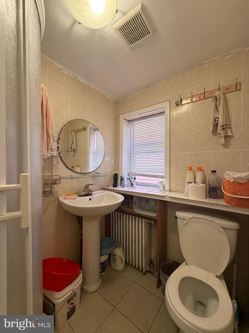 623 Fernon Street photo 16