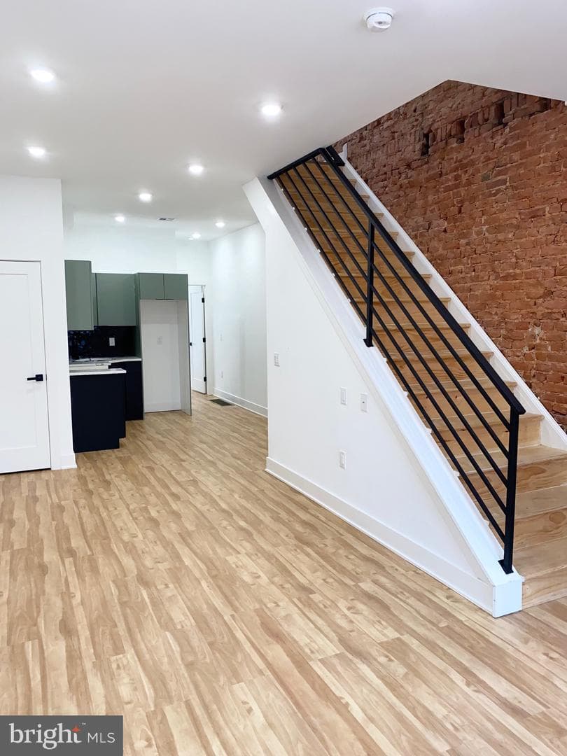 1234 W Tucker Street photo 5